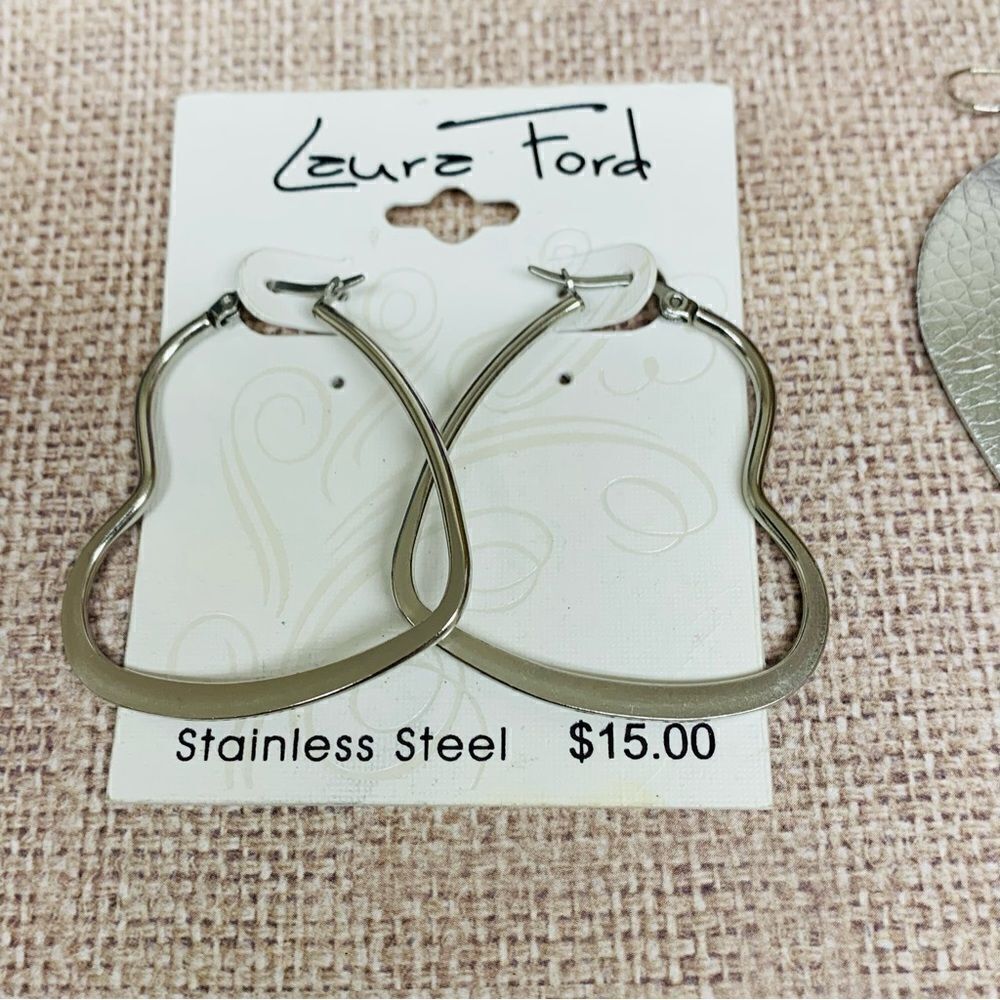 Earring Bundle‎ - Picture 2 of 5